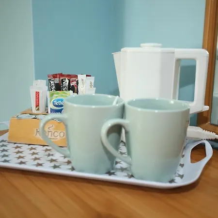 Burndale House 3* לטרקני