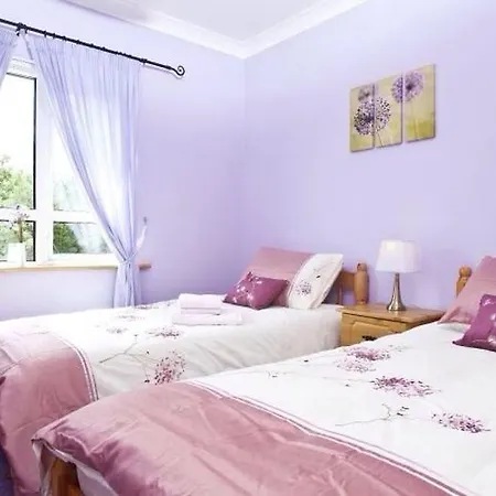 فندق مبيت وإفطار Burndale House 3*